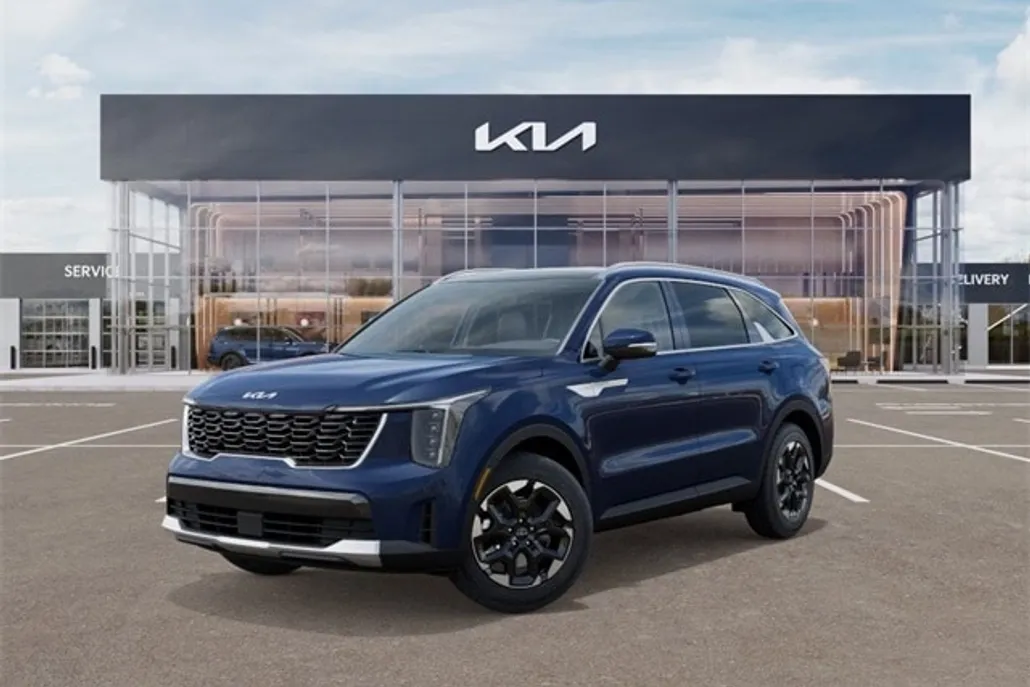 2025 Kia Sorento S photo 1