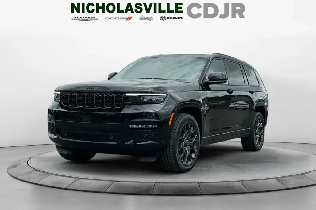2025 Jeep Grand Cherokee L Summit photo 1