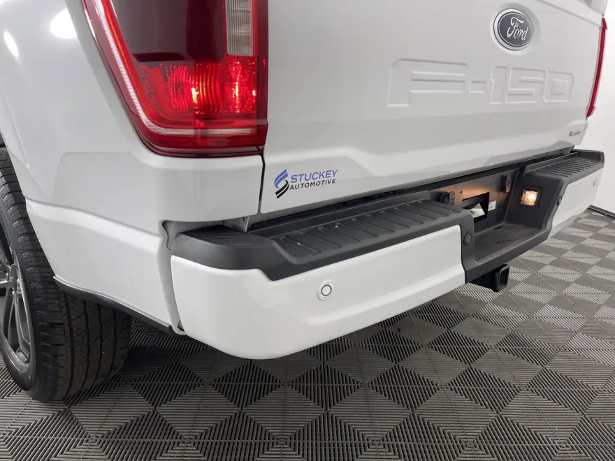 2022 Ford F-150 XL photo 1
