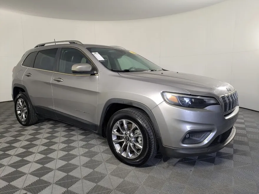2021 Jeep Cherokee Latitude Lux photo 1