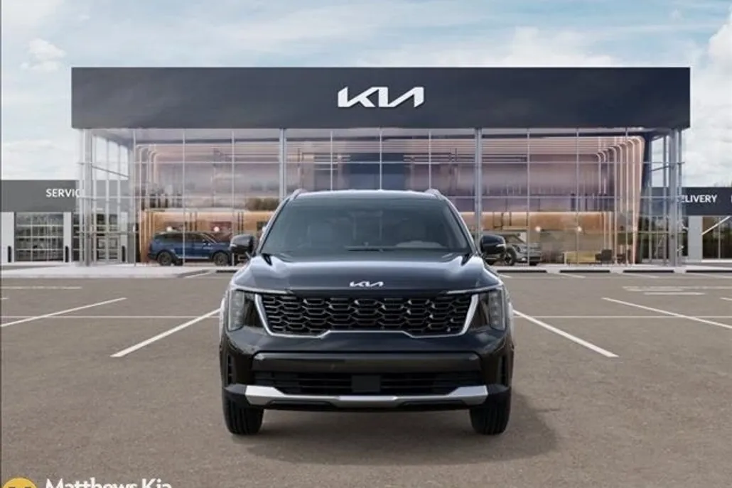 2025 Kia Sorento S photo 1