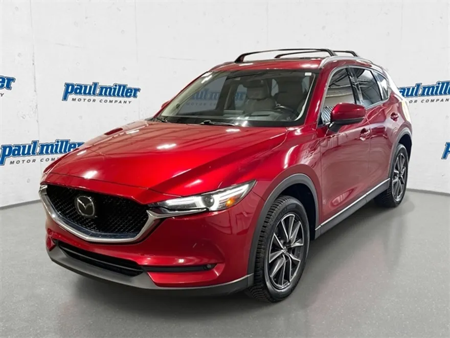 2017 Mazda CX-5 Grand Touring photo 1