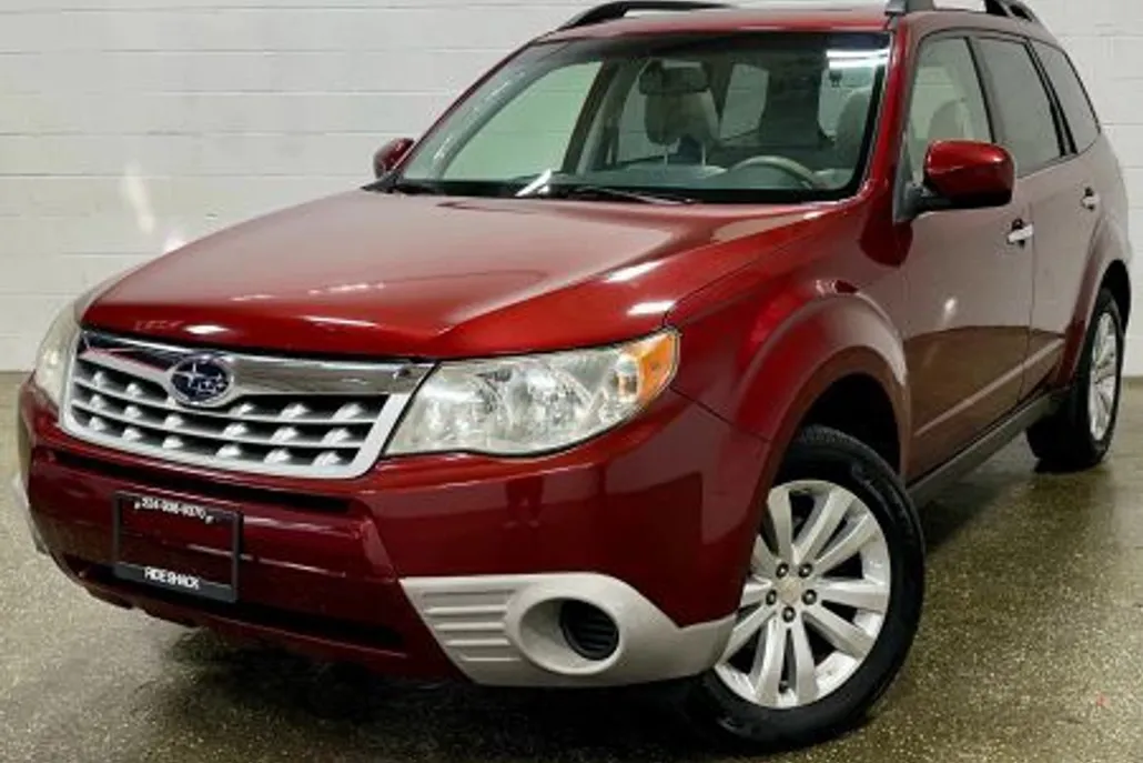 2012 Subaru Forester 2.5X Limited Sport photo 1