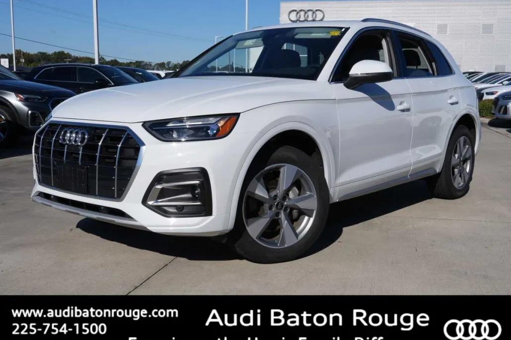 2024 Audi Q5 Premium Plus photo 1