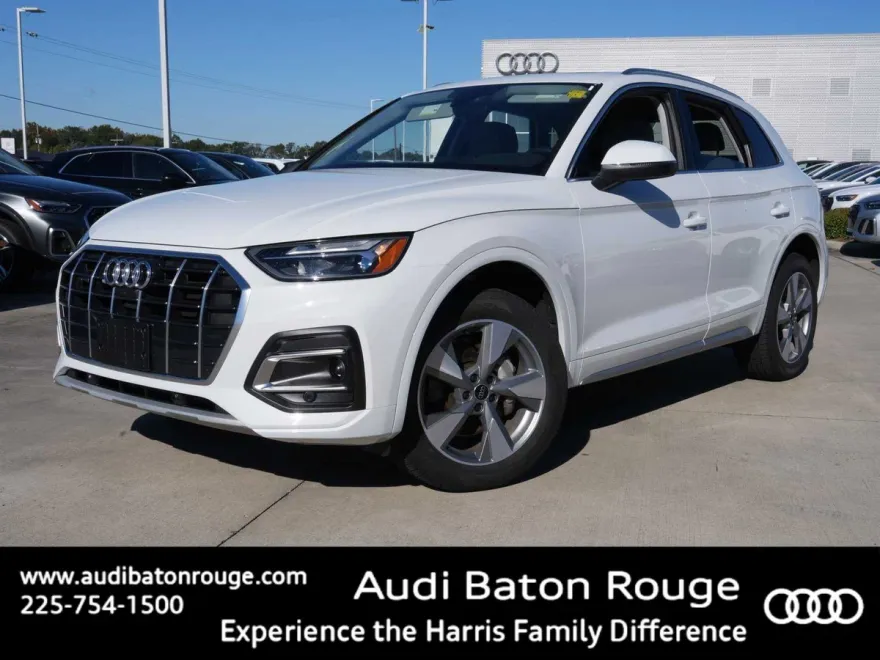2024 Audi Q5 Premium Plus photo 1