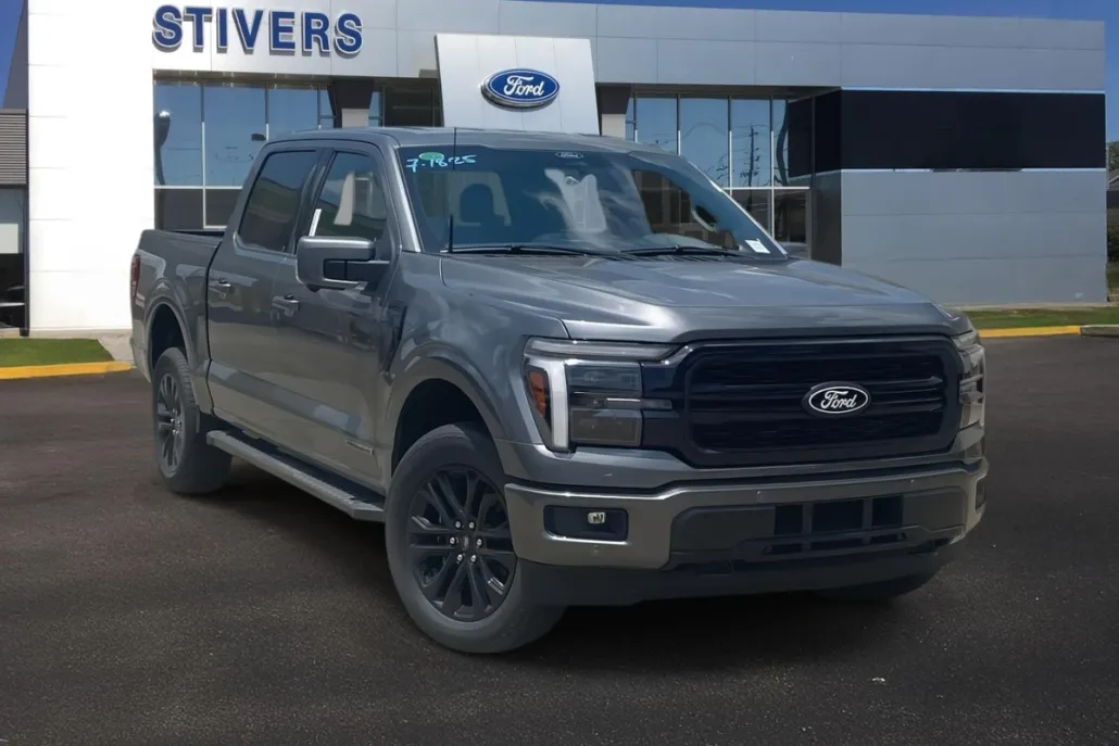 2025 Ford F-150 Lariat photo 1