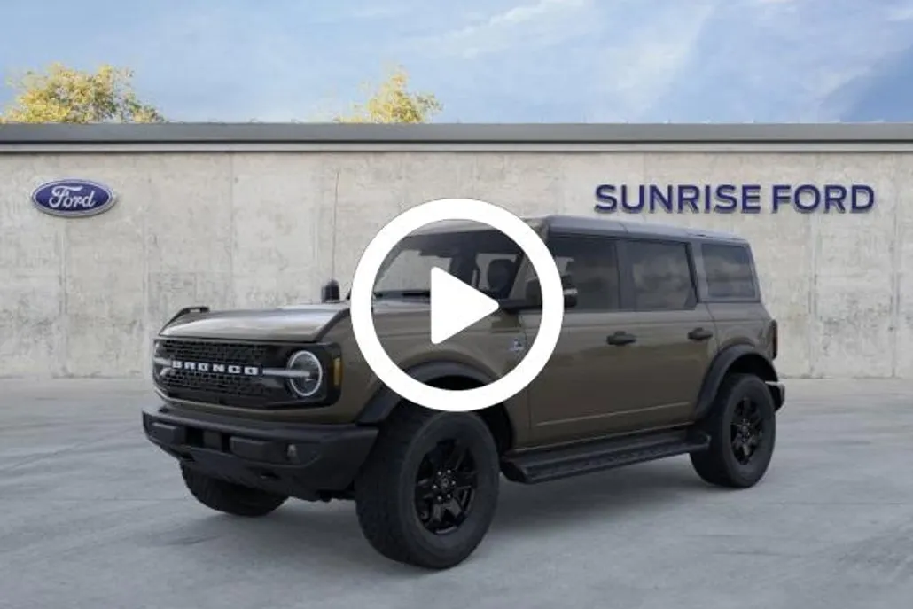 2025 Ford Bronco Outer Banks photo 1