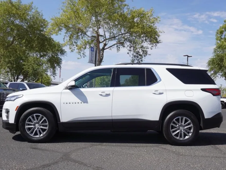 2023 Chevrolet Traverse Cloth photo 1