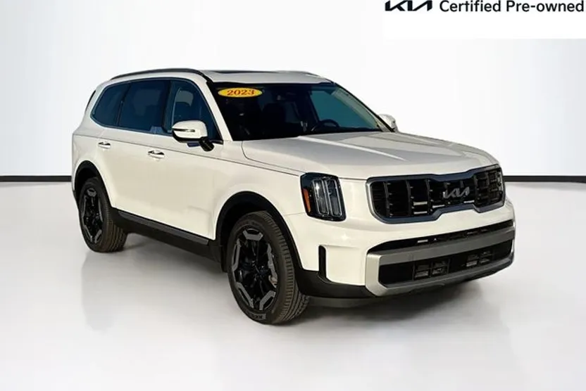 2023 Kia Telluride S photo 1