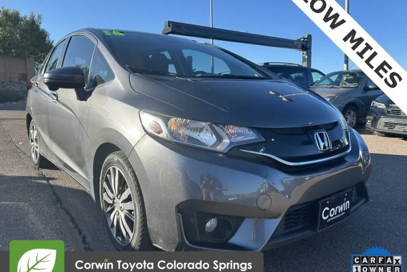 2016 Honda Fit EX photo 1
