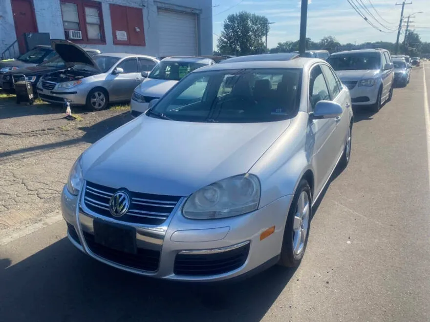 2009 Volkswagen Jetta SE photo 1