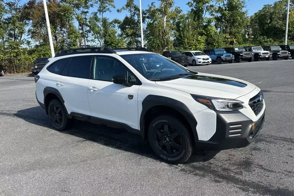 2023 Subaru Outback Wilderness photo 1