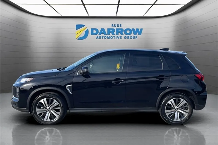 2023 Mitsubishi Outlander Sport SE photo 1