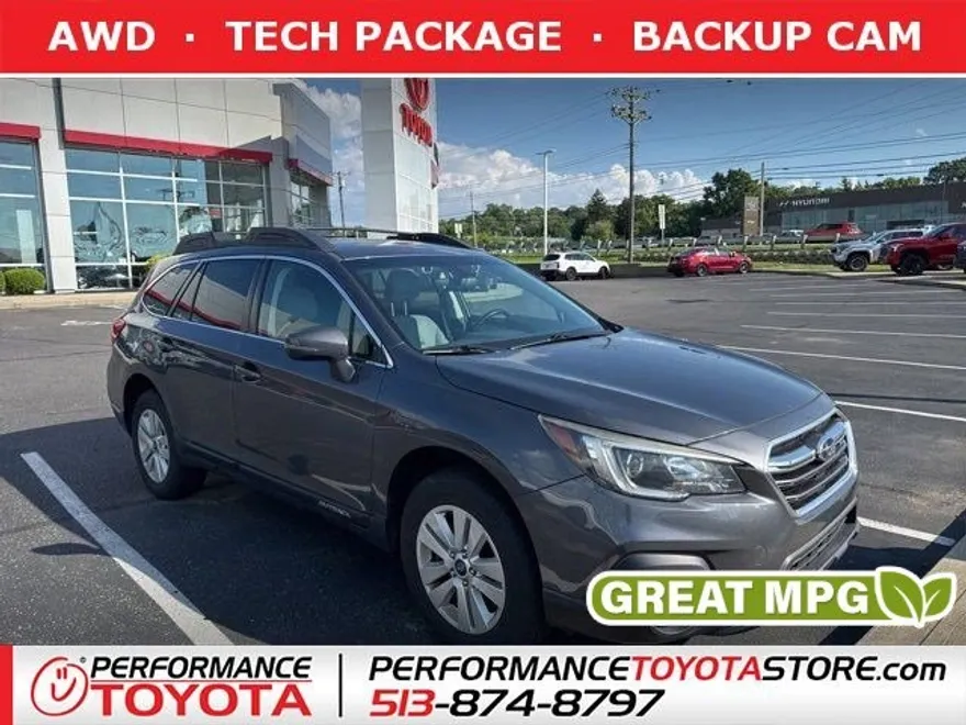 2019 Subaru Outback Premium photo 1