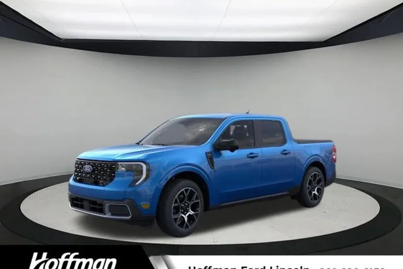 2025 Ford Maverick Lariat photo 1