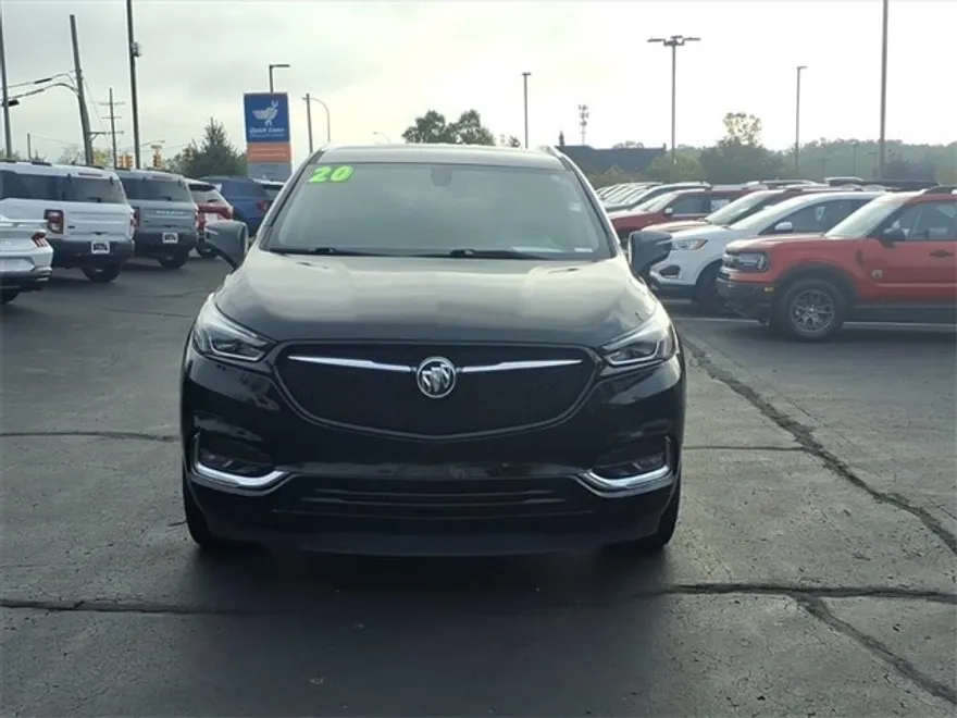 2020 Buick Enclave Essence photo 1