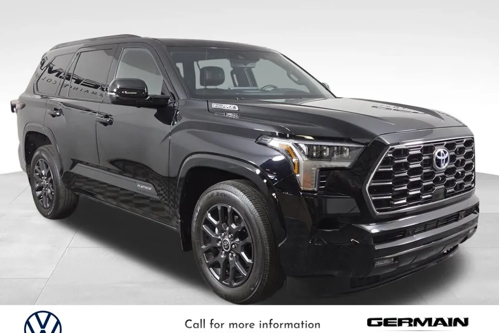 2023 Toyota Sequoia Platinum photo 1