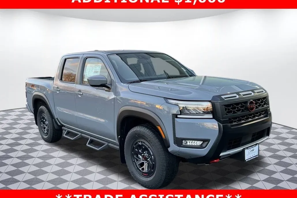 2025 Nissan Frontier PRO-4X photo 1