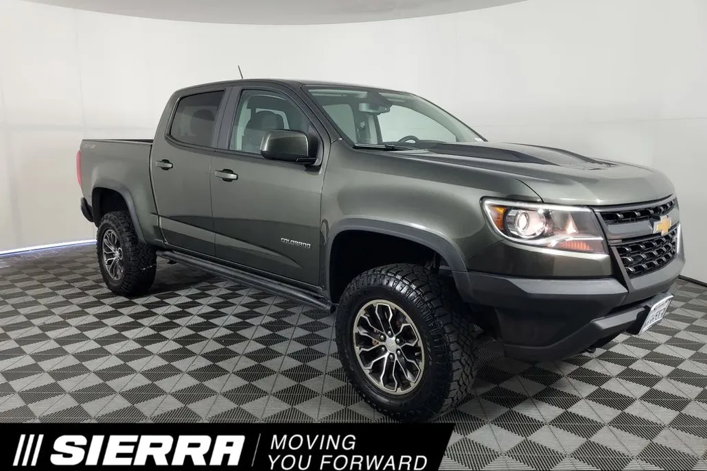 2017 Chevrolet Colorado ZR2 photo 1