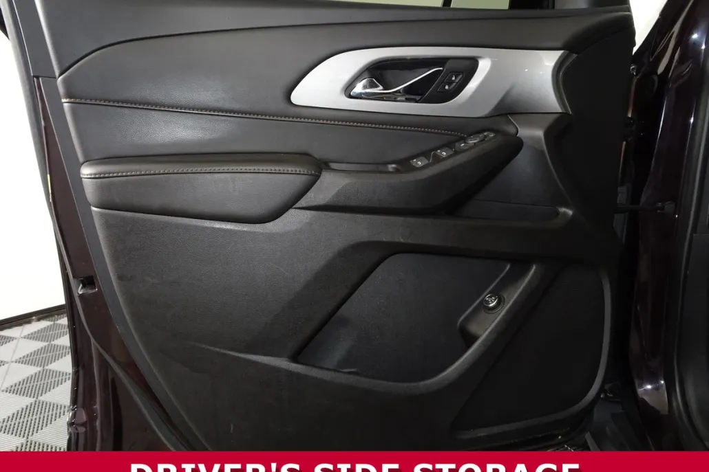 2020 Chevrolet Traverse photo 1