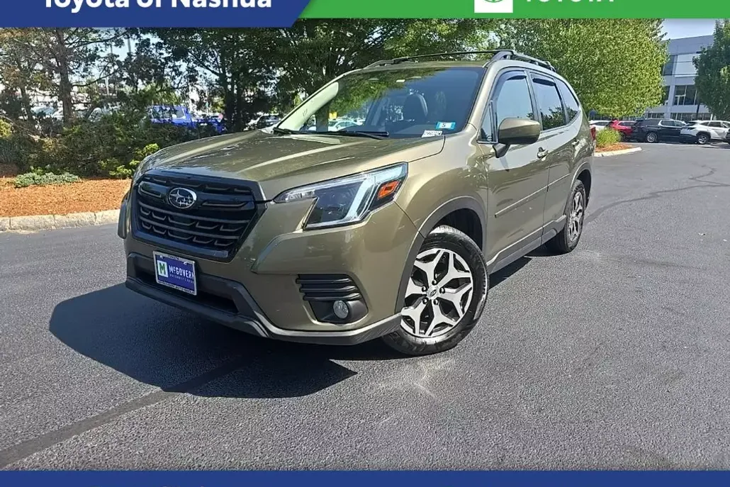 2022 Subaru Forester Premium photo 1