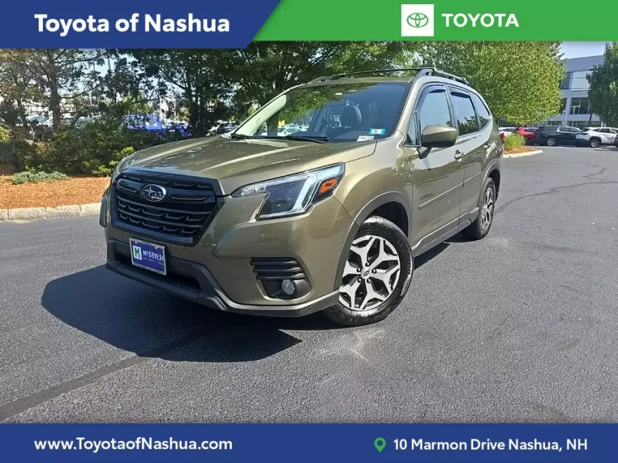 2022 Subaru Forester Premium photo 1