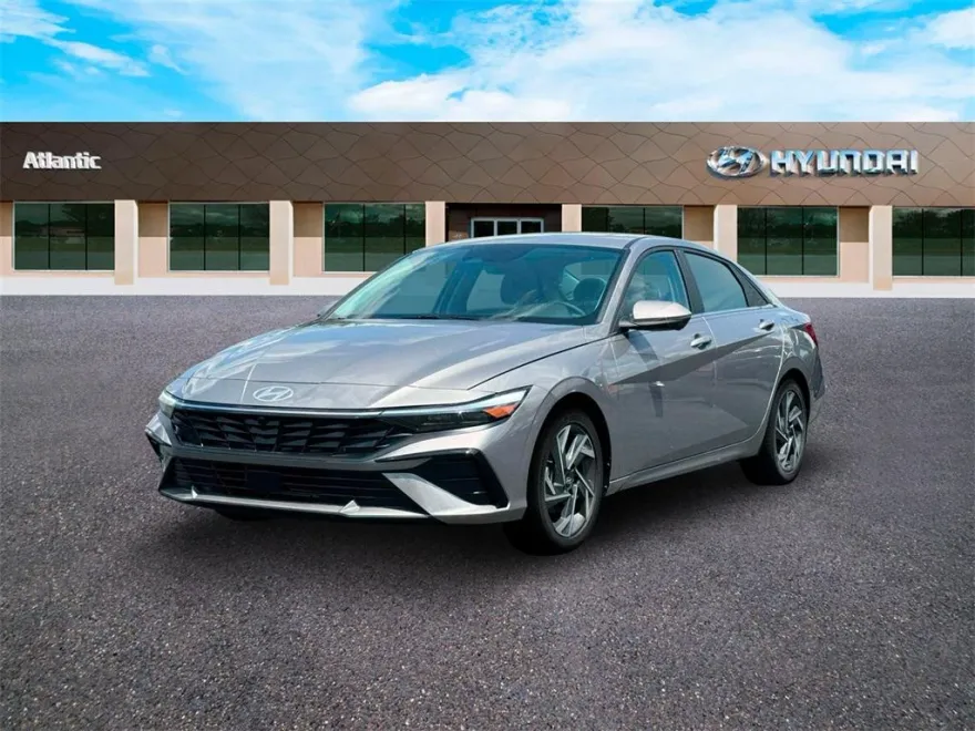 2025 Hyundai Elantra Limited photo 1