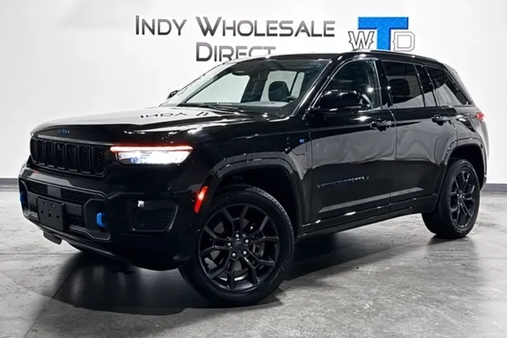 2023 Jeep Grand Cherokee 4xe photo 1