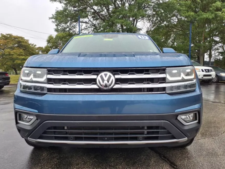 2019 Volkswagen Atlas V6 SEL Premium photo 1