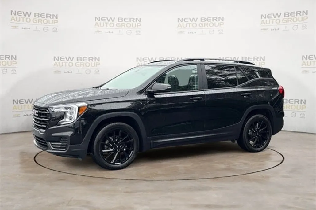 2023 Gmc Terrain SLE photo 1