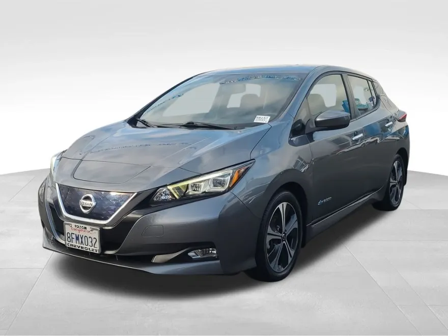 2018 Nissan Leaf SV photo 1