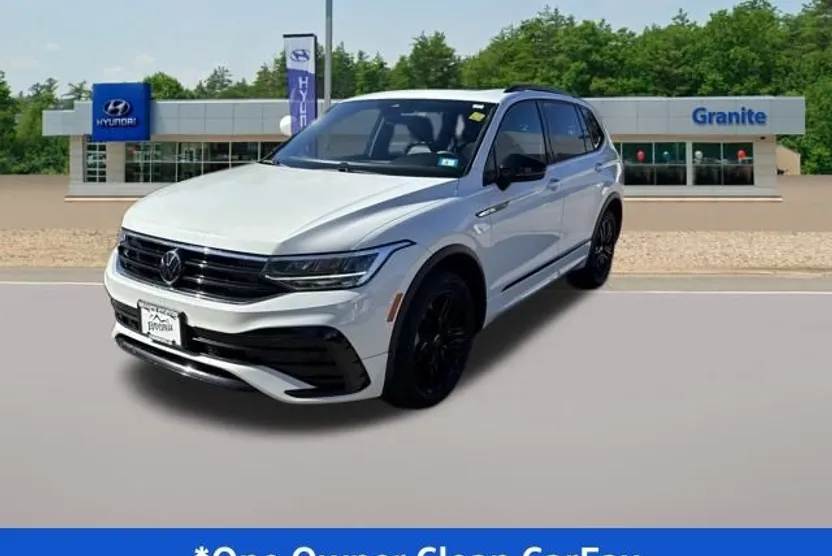 2022 Volkswagen Tiguan SE R-Line Black photo 1