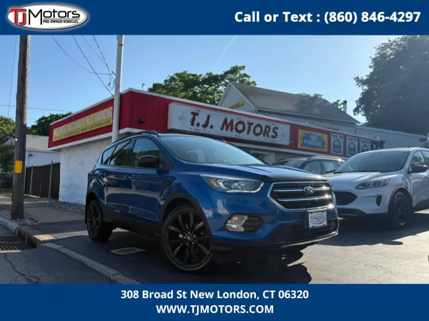 2017 Ford Escape SE photo 1