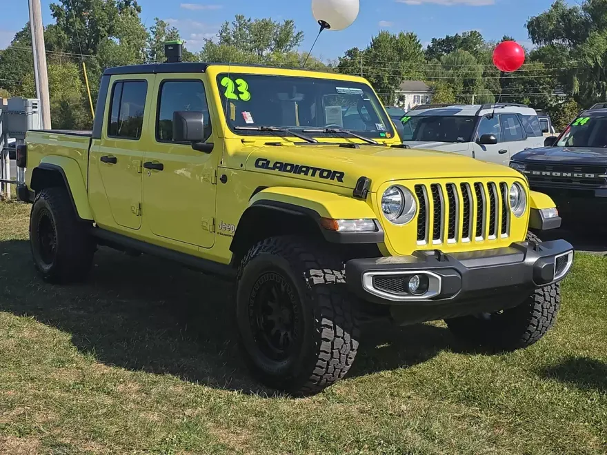 2023 Jeep Gladiator Overland photo 1