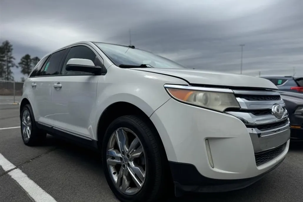 2012 Ford Edge SEL photo 1