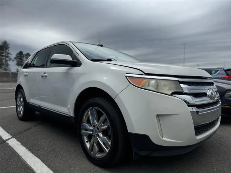2012 Ford Edge SEL photo 1