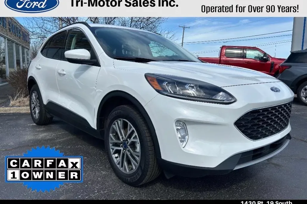 2022 Ford Escape SEL photo 1