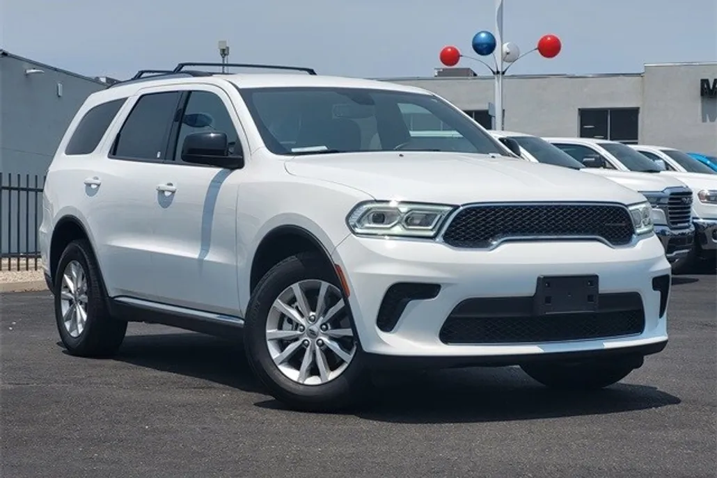 2024 Dodge Durango SXT photo 1