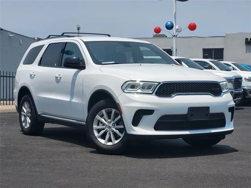 2024 Dodge Durango SXT photo 1