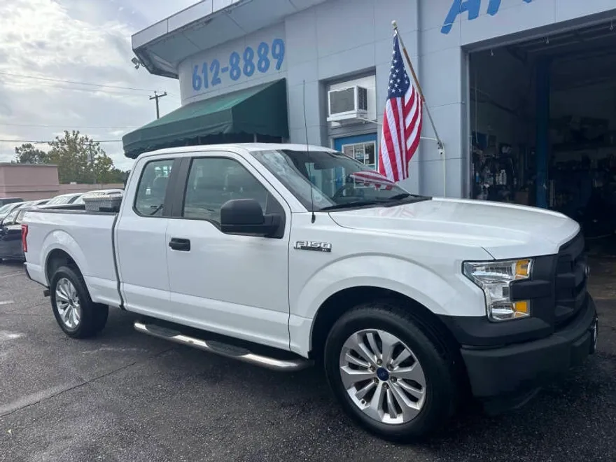 2016 Ford F-150 XL photo 1