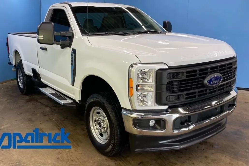 2023 Ford F-250 XL photo 1