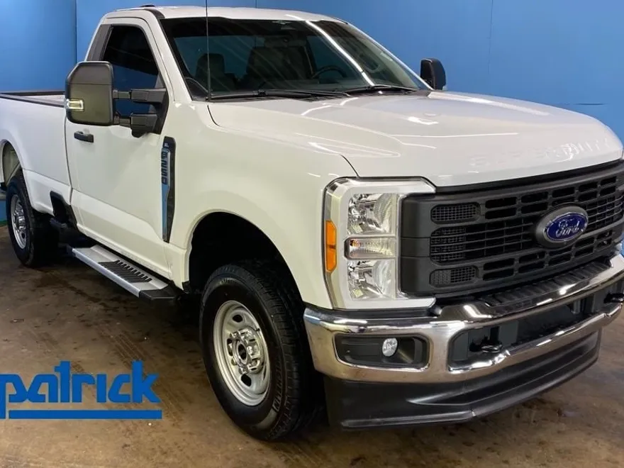 2023 Ford F-250 XL photo 1