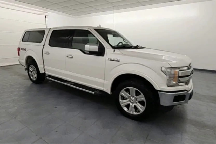 2018 Ford F-150 Lariat photo 1