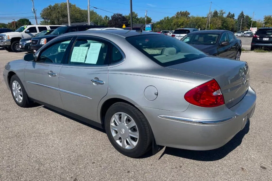 2008 Buick LaCrosse CX photo 1