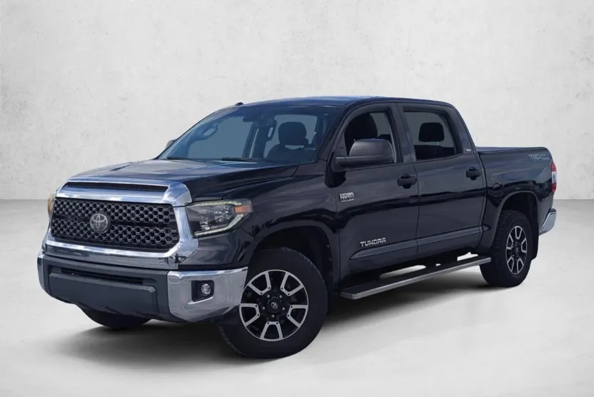2019 Toyota Tundra SR5 CrewMax photo 1