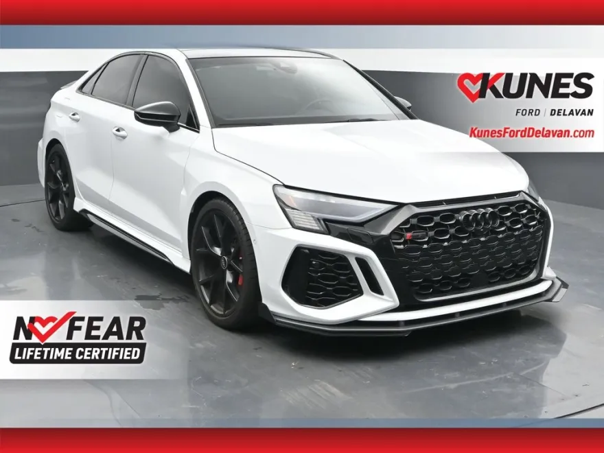 2022 Audi RS 3 Base photo 1