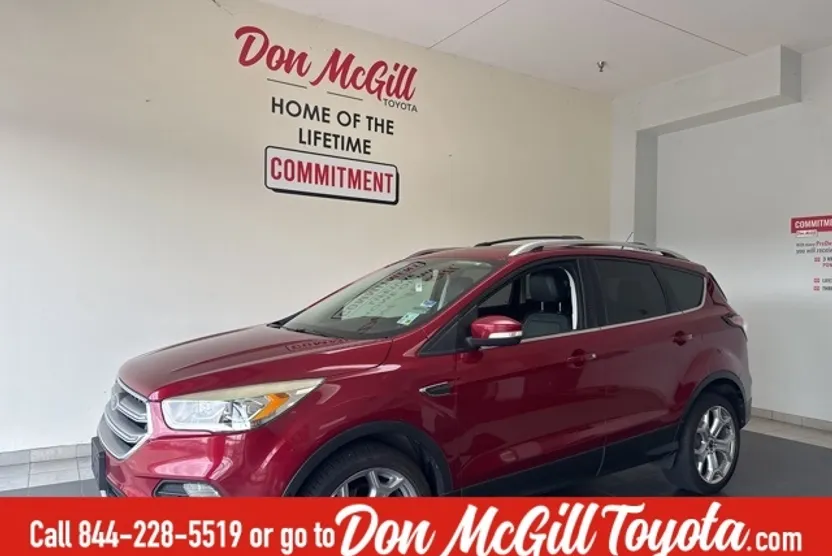 2017 Ford Escape Titanium photo 1