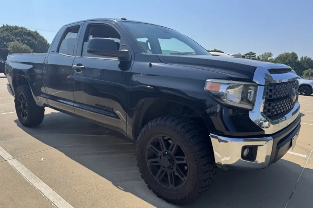 2019 Toyota Tundra SR5 Grade photo 1