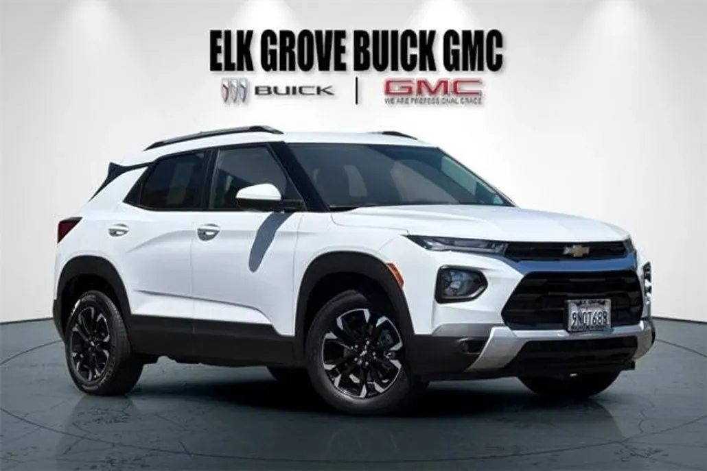 2021 Chevrolet Trailblazer LT photo 1