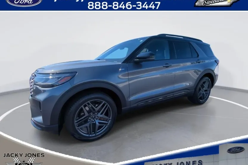 2025 Ford Explorer ST-Line photo 1